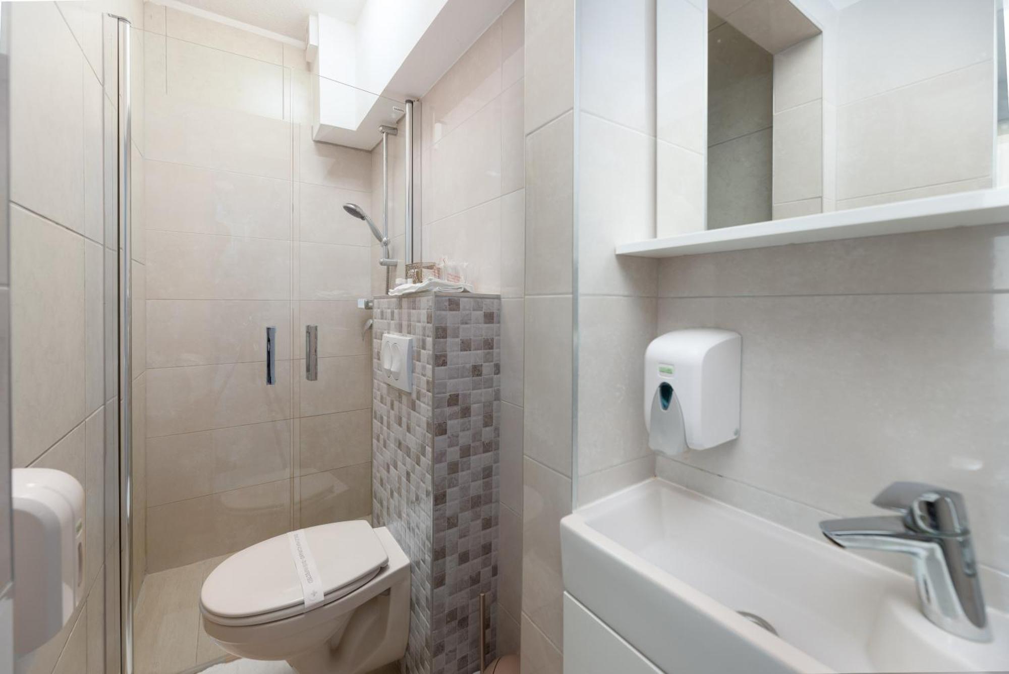Villa Okruk-10 Meters Away From The Beach Okrug Gornji Luaran gambar