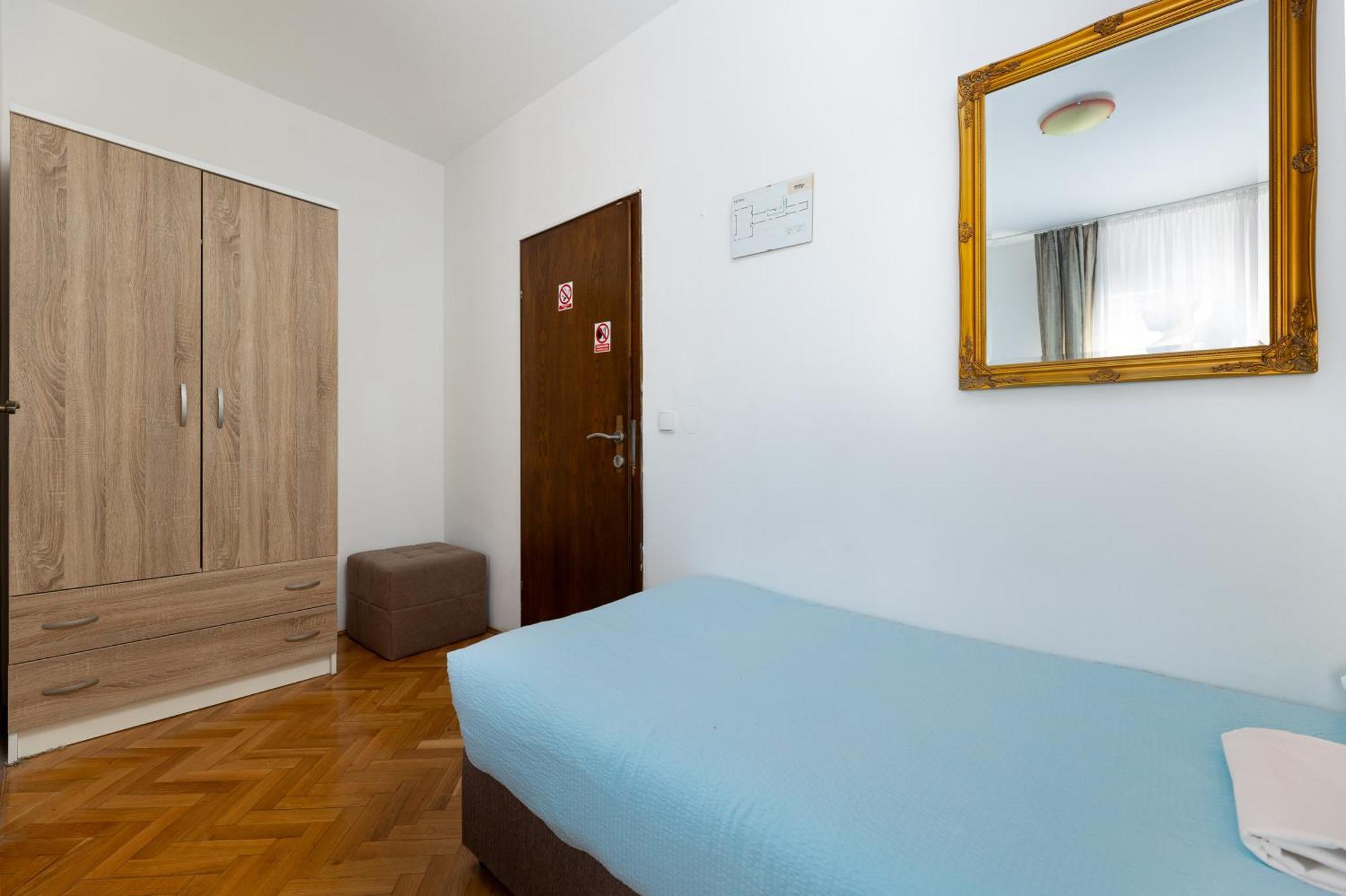 Villa Okruk-10 Meters Away From The Beach Okrug Gornji Luaran gambar