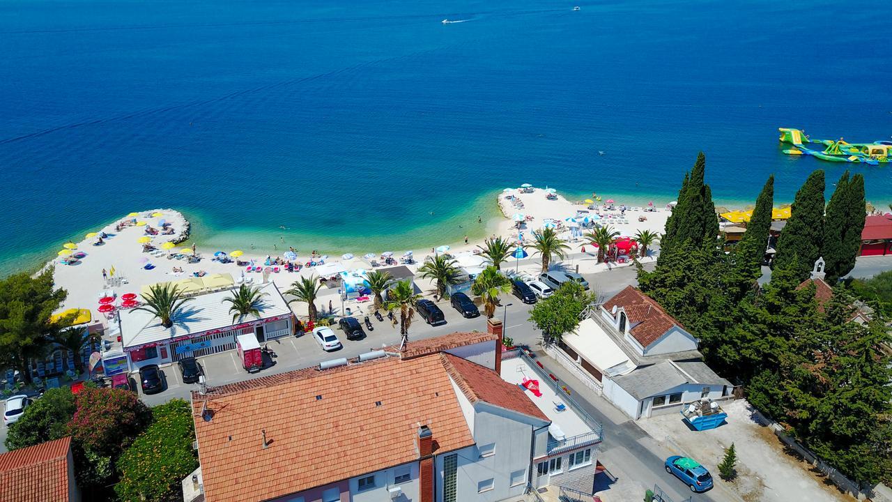 Villa Okruk-10 Meters Away From The Beach Okrug Gornji Luaran gambar